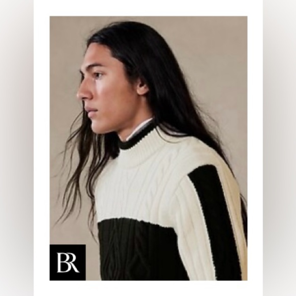 New BANANA REPUBLIC wool sweater